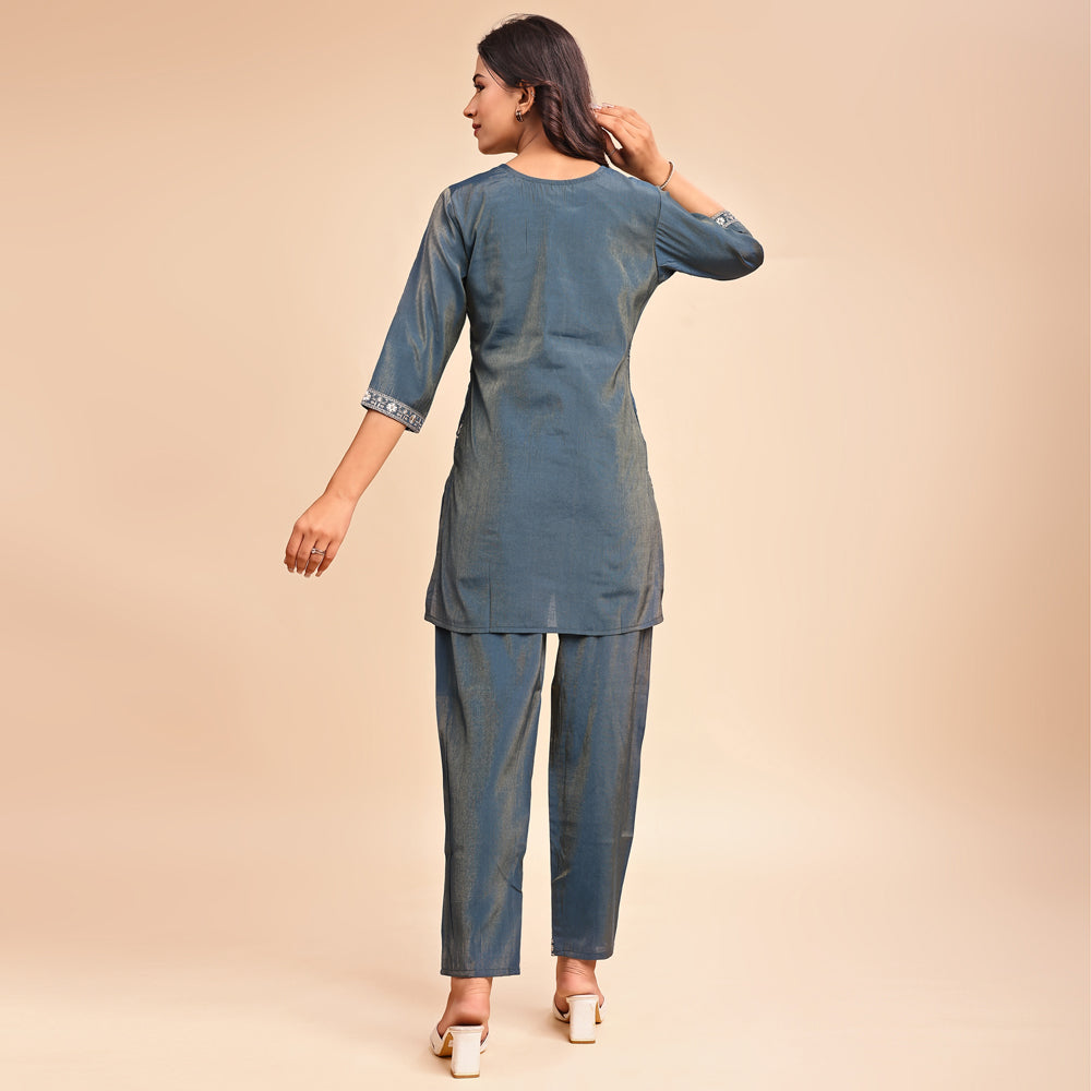 Casual & Trendy Cord Set – Effortless Style Meets Everyday Comfort