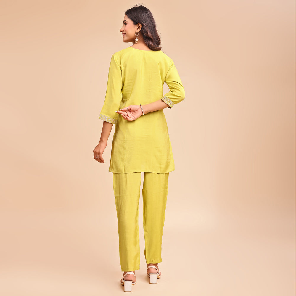 Casual & Trendy Cord Set – Effortless Style Meets Everyday Comfort