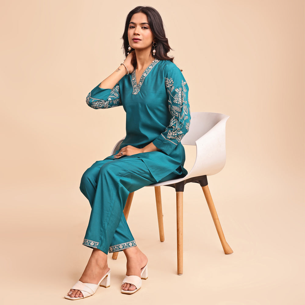 Casual And Trendy Cord Set