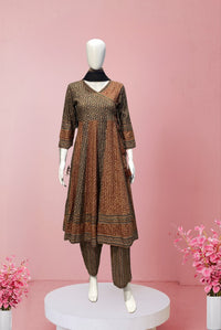 UNGRAKHA STYLE PAIR ROUND