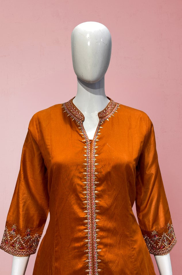 ROUND KURTA WITH A PALAZO