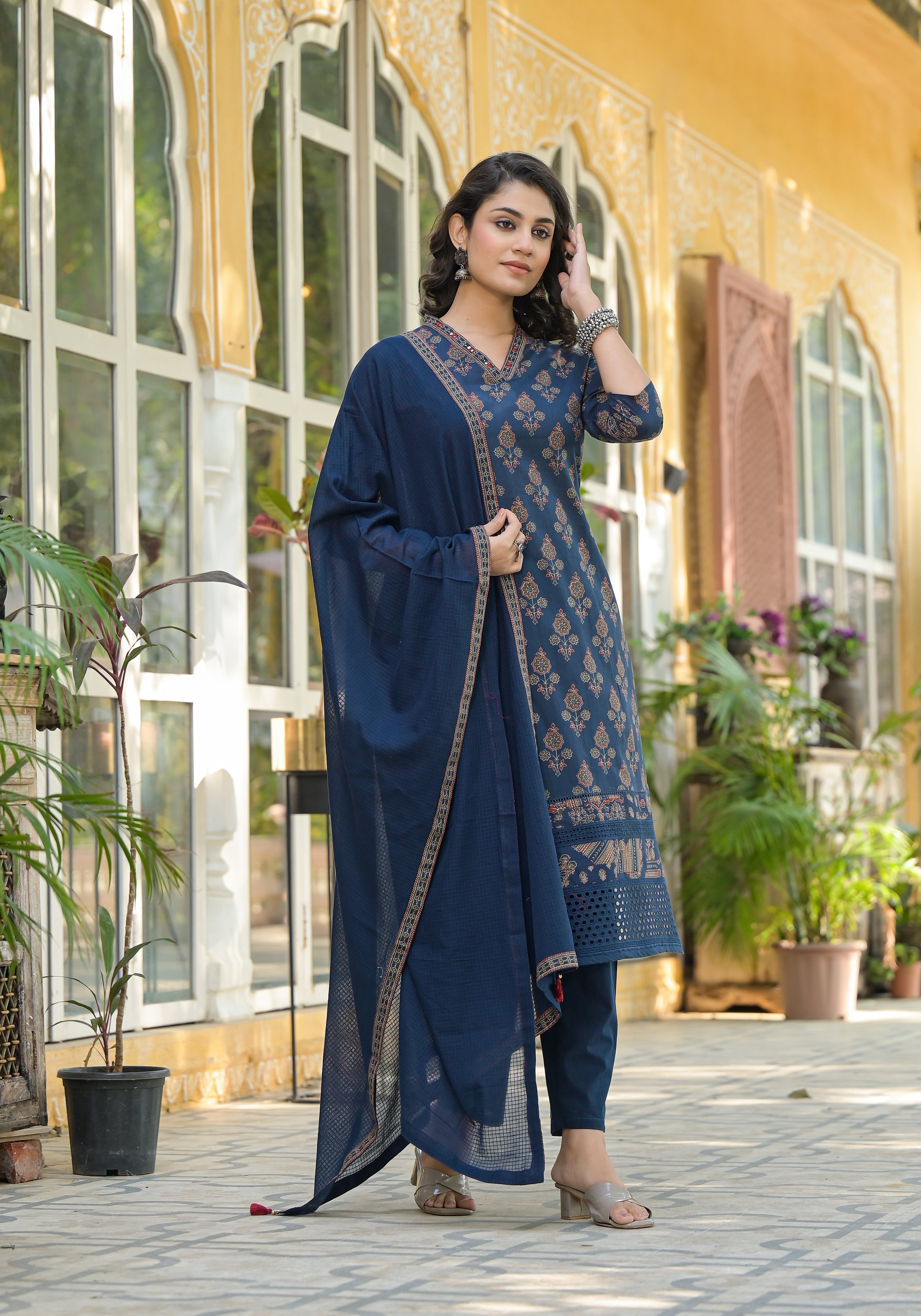 Straight Pant & Kurti Combo for Every Occasion