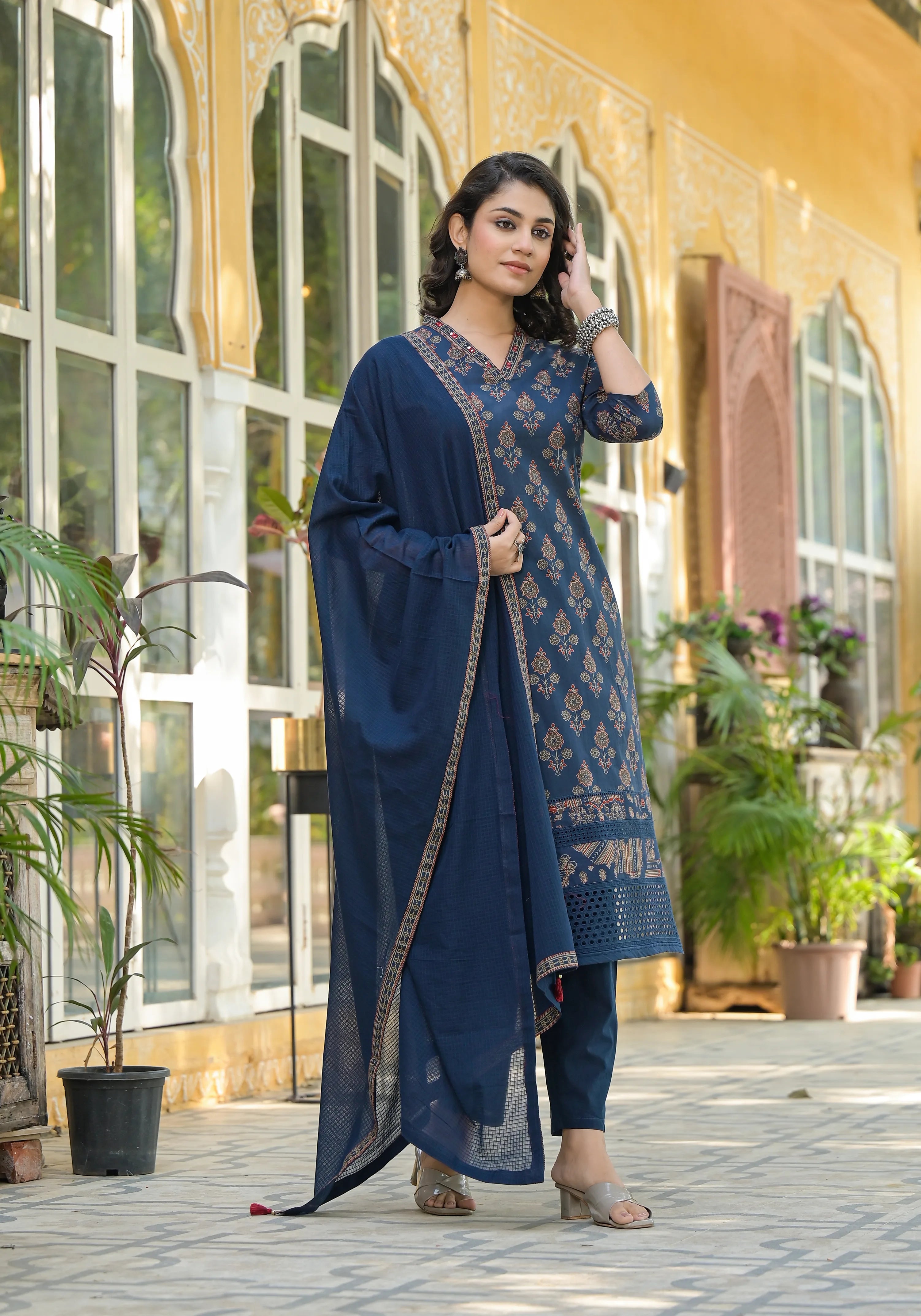 Straight Pant & Kurti Combo for Every Occasion